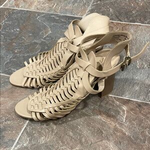 American Eagle Outfitters Beige Strappy Heels